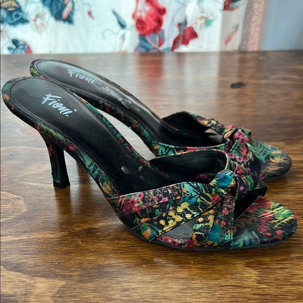FIONI Clothing Black Heeled Mules with Floral Design